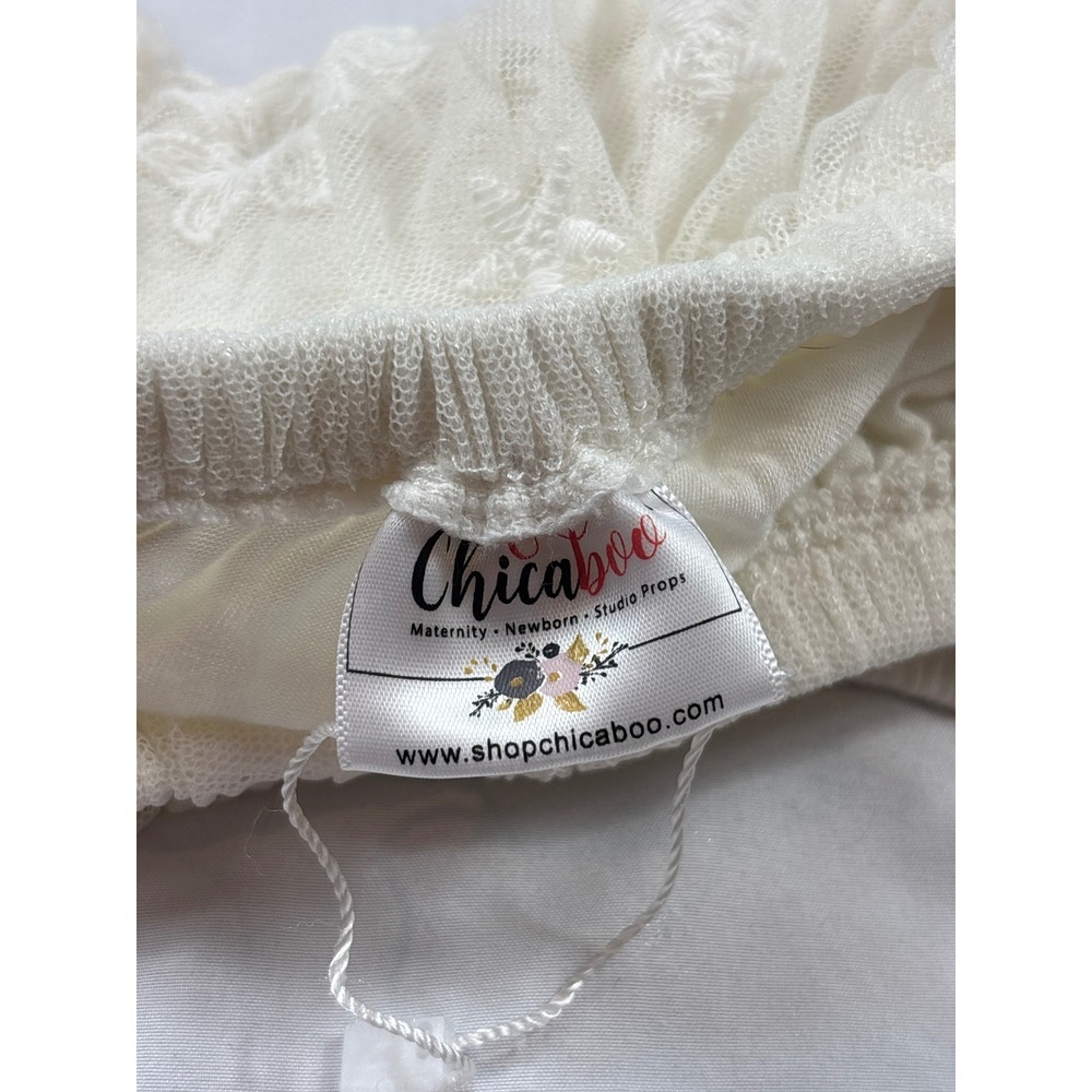 Chicaboo Ivory White Lace Ruffle Off Shoulder Maternity Crop Top Studio Prop - Picture 2 of 2
